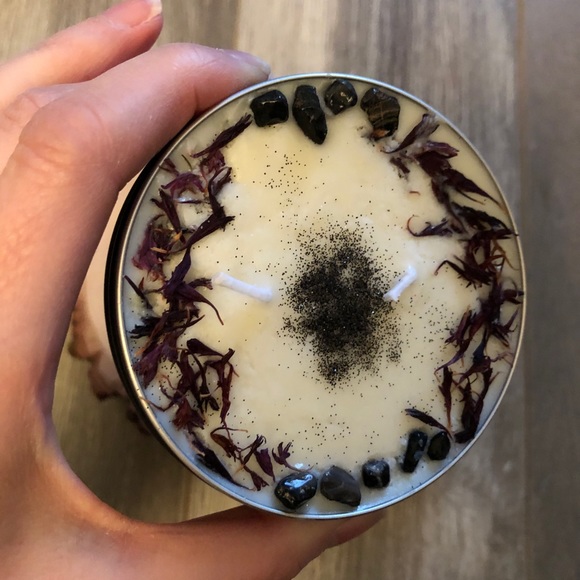 *Onyx Magic* - Soy Wax Candle - Picture 3 of 5